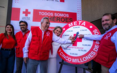 Rocha pone en marcha la Colecta Nacional de Cruz Roja en Sinaloa