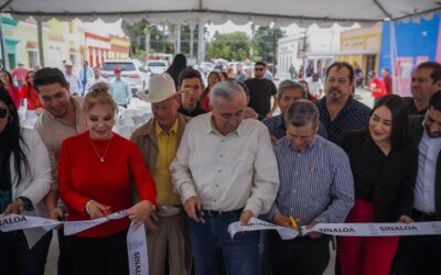 Rocha inaugura un paquete de obras sociales en Angostura