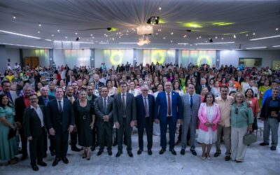 Gobierno del Estado reconoce a maestros con 40 años de servicio con la presea “Ignacio Manuel Altamirano”