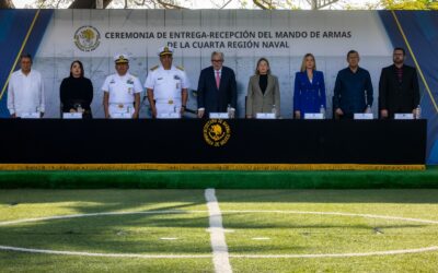 Atestigua Gobernador Rocha ceremonia de entrega-recepción del mando de armas de la Cuarta Región Naval