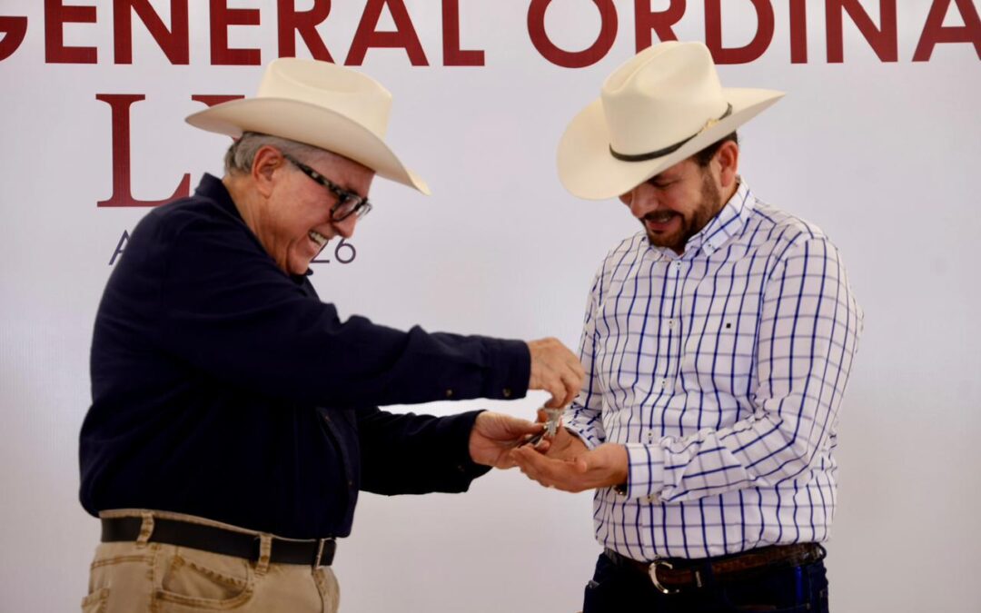 Entrega gobernador Rocha apoyos en equipamiento por 10 mdp al sector ganadero